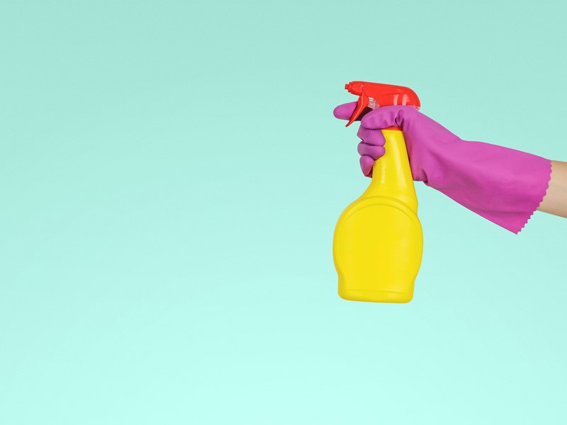 Schoonmakers die via het online platform Helpling werken zijn uitzendkrachten